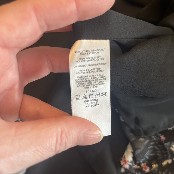 Loft Plus Wmn Sz 24 Ditsy Daisy Blouse Black With Gold Flecks Whimsy Layer Flow - Picture 8 of 8